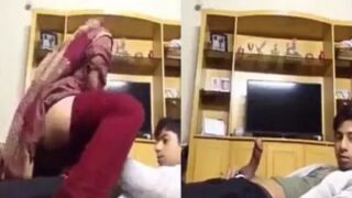 Ibu Mertua Menggoda Teman Anaknya Dengan Nafsu Liar Di Ranjang Bangladesh