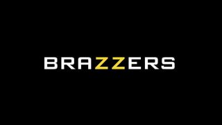 Andi James Dan Bess Breast Menggoda Pacarku – Adegan Panas Full Video Di Brazzers