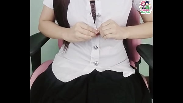 สาวนักศึกษาเซ็กซี่เผยความเร่าร้อนบนโต๊ะคอม ใช้จู๋ปอมโชว์ของเด็ดแบบจัดเต็ม