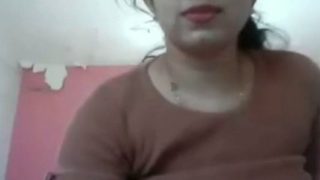 Gadis Seksi Mumbai Bosan Pamer Bugil