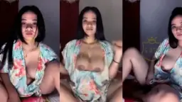Tampilan Seksi Miss Angela Dengan Nenen Uting Coklat Yang Menggoda