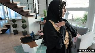 Kylie Kingston Selalu Takut Mengakui Hasrat Terlarangnya, Terlebih Karena Imannya Yang Begitu Taat.