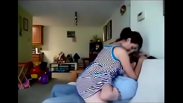 Video Panas Cewek India Digebukin Amatir Di Kamar.