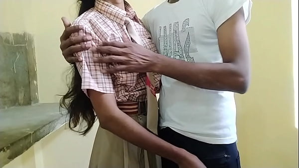 Cewek Sekolah Desa Digenjot Pacar Sendiri Di Kamar Kos, 18 Tahun, Mulus Polos.