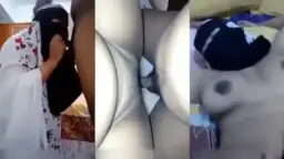 Genjot Lubang Becek Jilbab Hitam