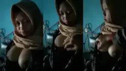 Mainin Toket Cewek Jilbab Abg, Sampe Basah Kuyup.