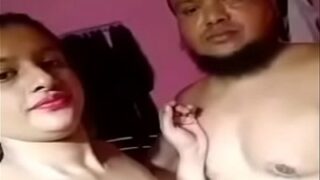 Seorang Maulana Syuting Video Mesum Bangla Bareng Cewek Muda, Bikin Greget.