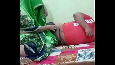 Desi Indian Couple Lagi Ngentot Panas Di Kamar, Crot Sampe Basah