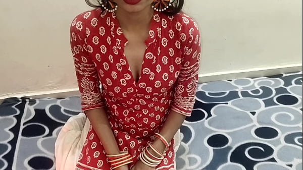 Desi Indian Village Bhabhi Di Kantor Parlour Ke Officer Ko Rishwat Na Dene Par Uski Gaand Marwa Di, Garm Audio Ke Saath Xxx Hd.