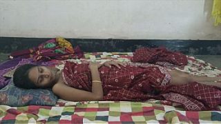 Desi Bhabhi Digauli Sama Tetangga, Mampus Nungging Digebukin Puas.