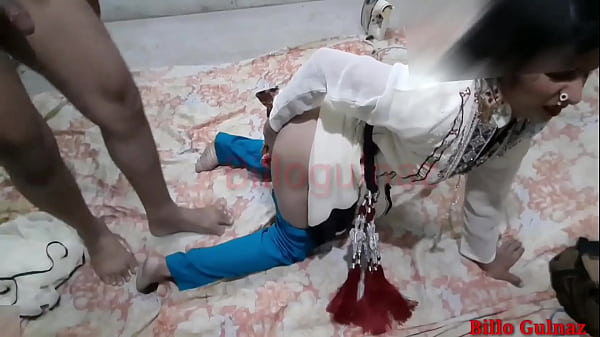Desi Village Couple Hot Sex, Audio Hindi, Desi Sex Video.