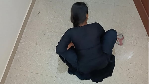 Cewek Pembantu India Desi Lagi Digenjot Sama Majikan Di Kamar, Suara Hindi Jelas Bikin Makin Panas