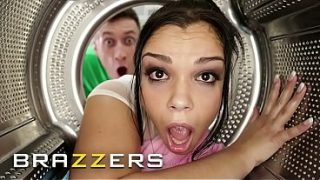 Video Ngewek Liar: Mampet Jalan, Ngebut Di Ranjang Bareng Bintang Brazzers Paling Hot