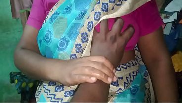 Ibu Priyanka India, Ibu Rumah Tangga, Siap Digoyang Di Rumah Sendiri.