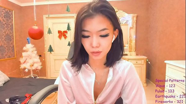 Apa Yang Akan Kau Lakukan Dengan Budak Cina-ku Yang Seksi?