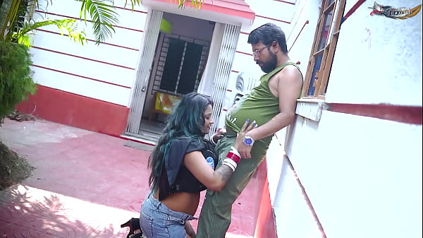 Desi Bengali Pasutri Ngebok Kontol Keras Di Pantat Di Luar Rumah Pake Audio Hindi (film Lengkap)