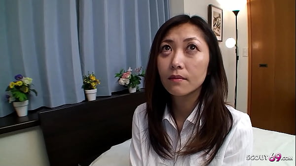 Ibu Tiri Jepang Matang Godain Ngentot Sampai Crot Dalam Di Film Jav Tanpa Sensor