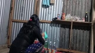 Brengsek, Kontolnya Ngeprank Sodara Sendiri Di Film India Biru.