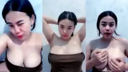 Taniaa, Toket Bulat Basah Mulus Bikin Ngaceng Abis.