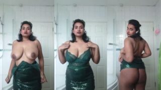 Wanita Tamil Telanjang Buka Baju, Pamer Tetek Gede Dan Pantat Montoknya.