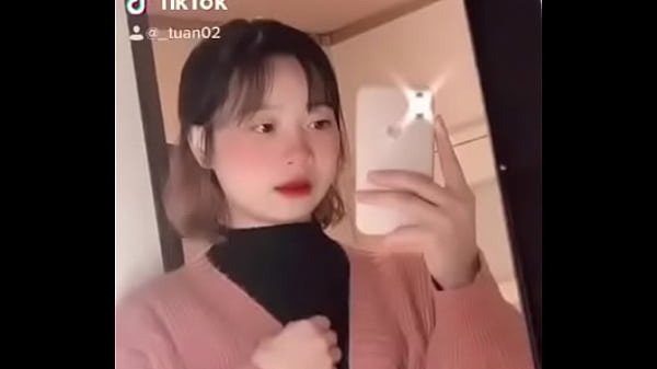 Goyangin Lidah Di Dalem, Cewek China Manis Bikin Makin Pengen.