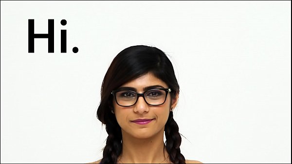Mia Khalifa – Lihat Sendiri Dari Dekat Tubuh Arab Mulusku Yang Bikin Ngiler