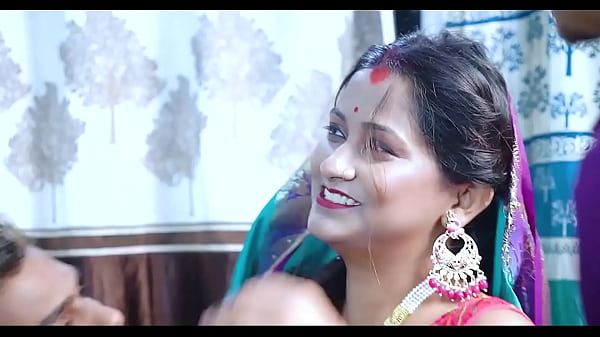 Ngentot Lembut – Bhabhi India Pake Sari, Suami Nikmatin, Suara Hindi Bikin Mendingin