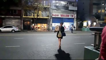 Di Tengah Pandemi Gila Dan Pesta Rock And Roll, Pas Karantina Total, Nyokap Temenku Ke Supermarket Dan Langsung Dapet Dua Tipe Siapa Aja Yang Mau.