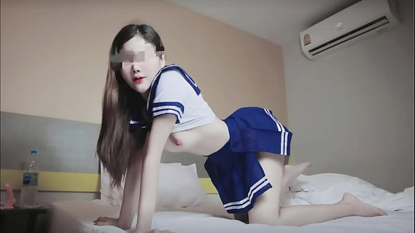 Cewek Sma Jepang Pake Seragam, Siap-siap Ngebut Ke Sekolah. Karya Ninewthai.