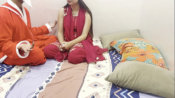 Tahun Baru 2026, Video Bokep Paling Hot Dengan Dirty Talk Hindi Roleplay Saarabhabhi Sange Dan Seksi, Bikin Horny Sama Santa