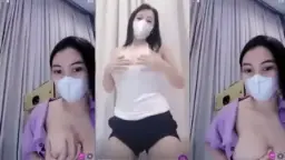 Lanny, Belahan Susunya Bikin Ngiler.