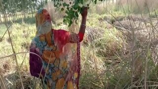 Video Mesum Mertua Dan Menantu Di Ladang, Nafsu Liar Di Alam Terbuka