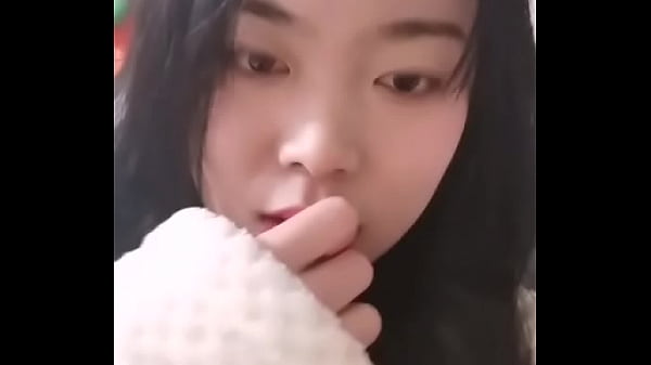Gadis China Yang Manis, Siap Dimanjain Di Ranjang.