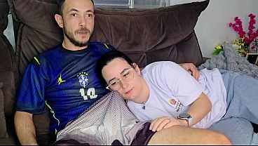 Kakak Tiri Digoda Adik Tiri Sambil Nonton Timnas Brasil, Tubuhnya Gemetar Penuh Nafsu.