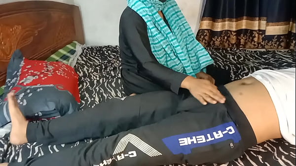 Aku Ngewe Temen Anak Tiri Yang Juga Satu Sekolah Sama Anak Tiriku Sendiri.